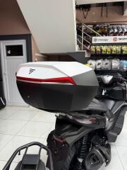 Voge White/ Red Topcase 48 Lt (2025)
