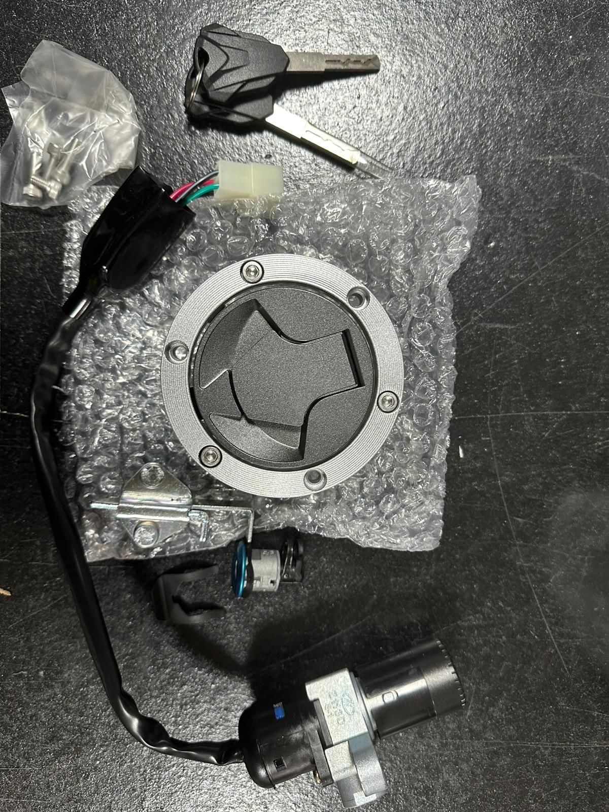 Voge R125 Kontak Seti