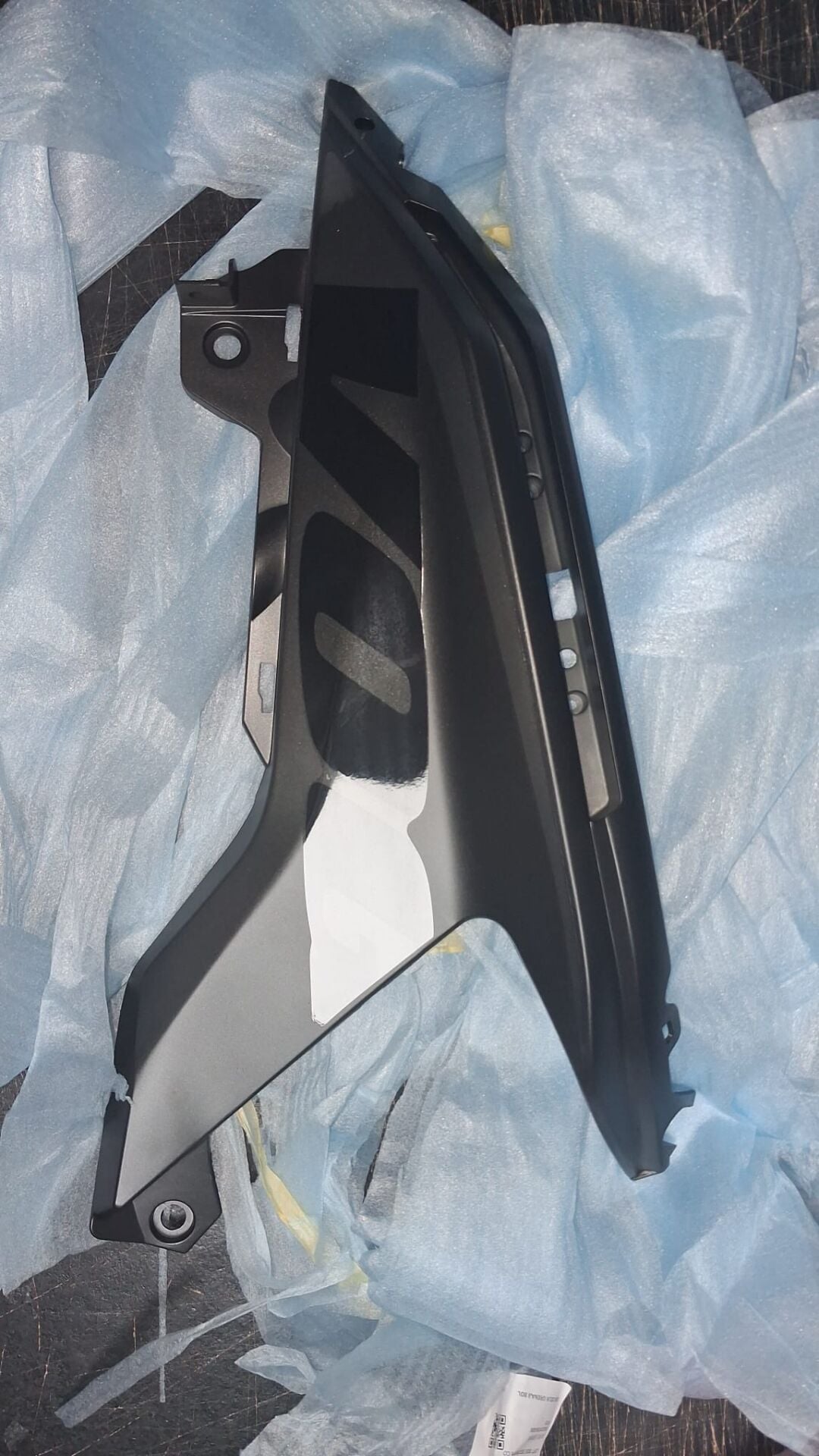 Voge R125 Dış Dizlik Sol Siyah Black Edition