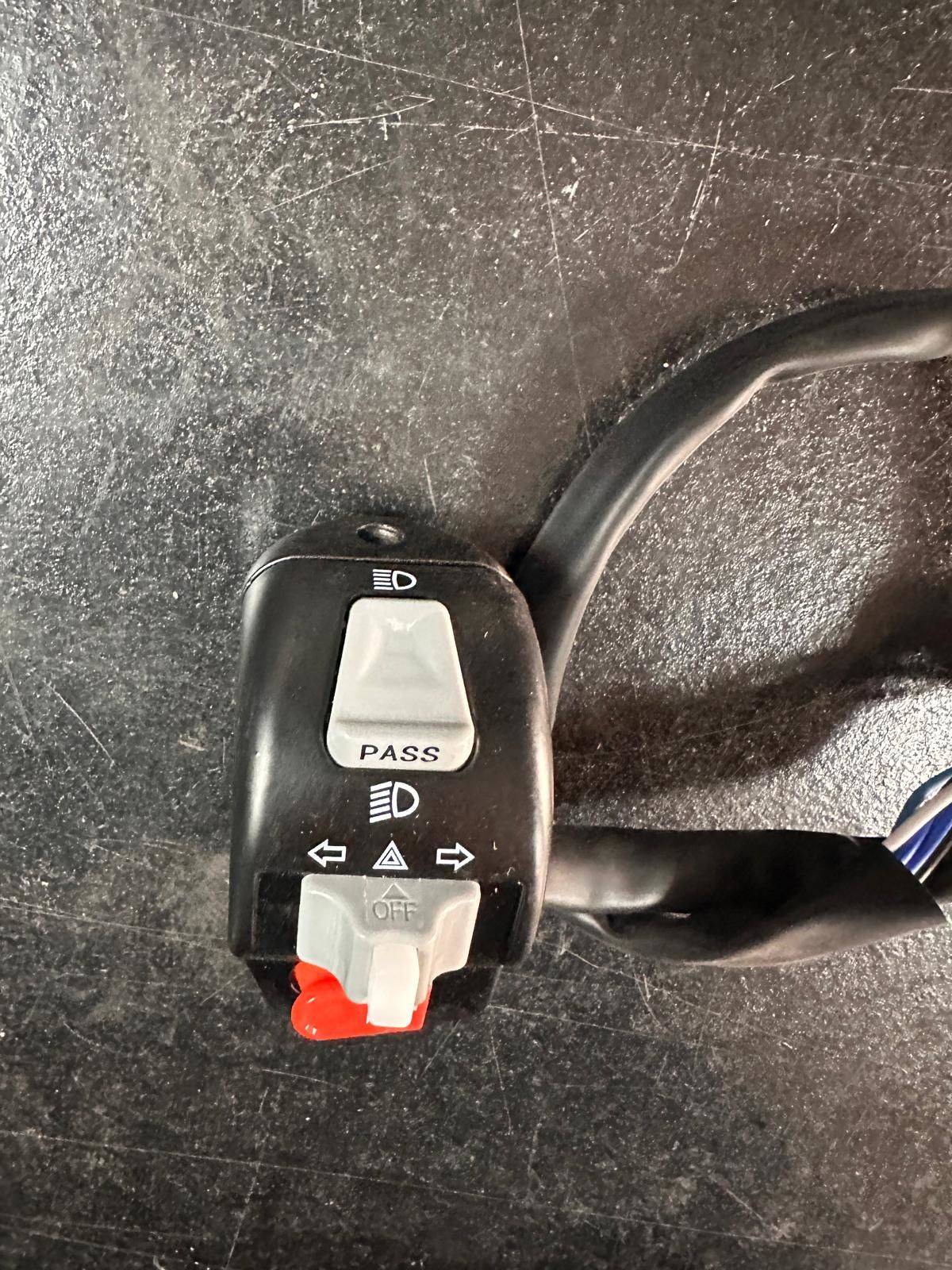 Hammer 125 Sol Kumanda Düğmeleri