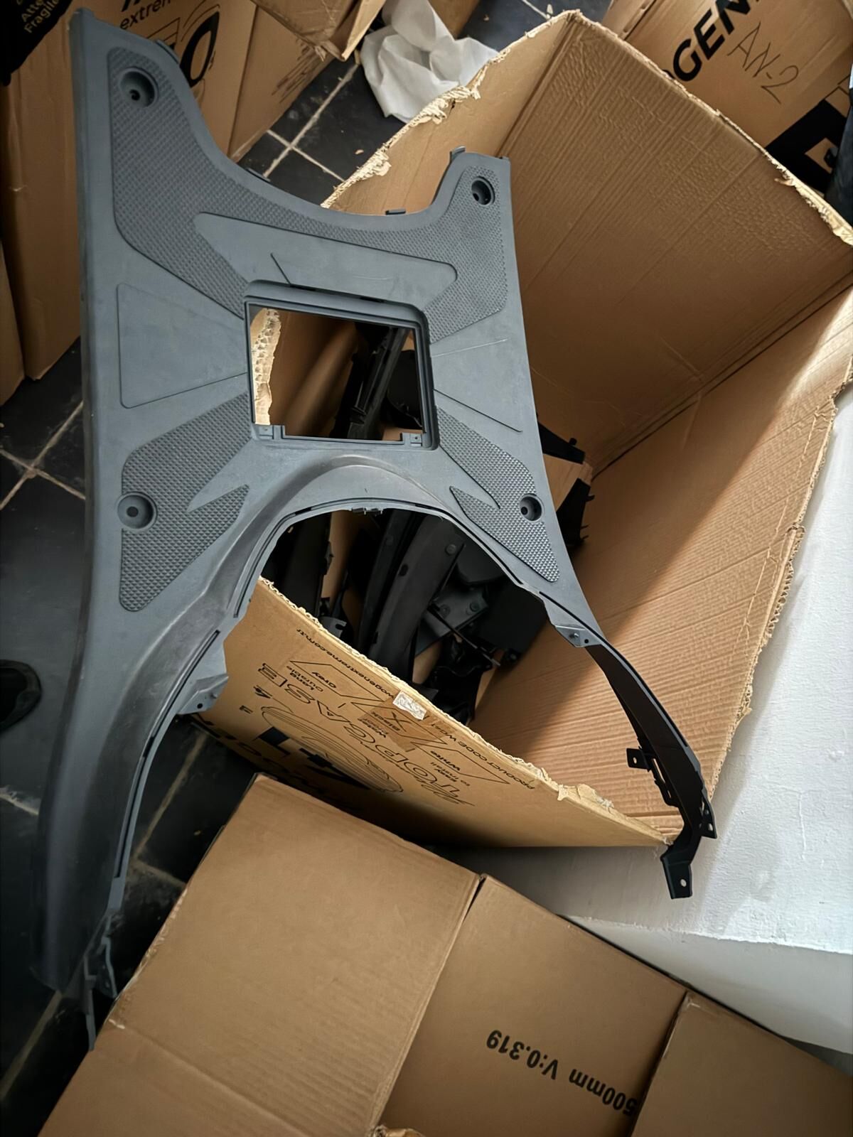 Yuki Enzo Alt Panel (basamak Grenajı)