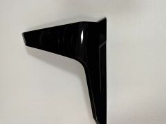 Voge R125 Yan Sağ Dekor Kapak