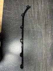 Yuki Gelato Marşpiyer Çitası Sol Siyah