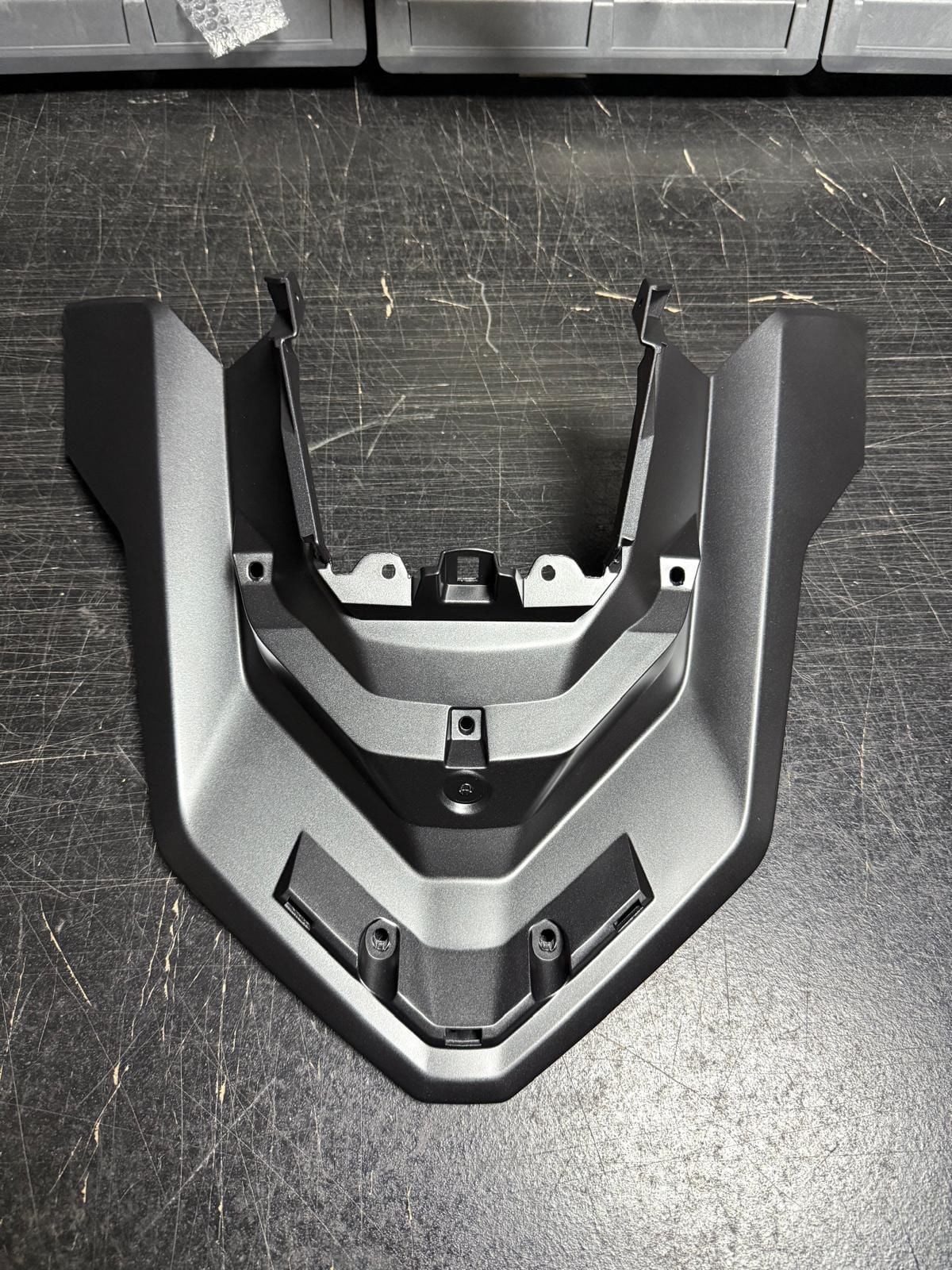 Voge Sr3 Ön Üçgen Panel Üst