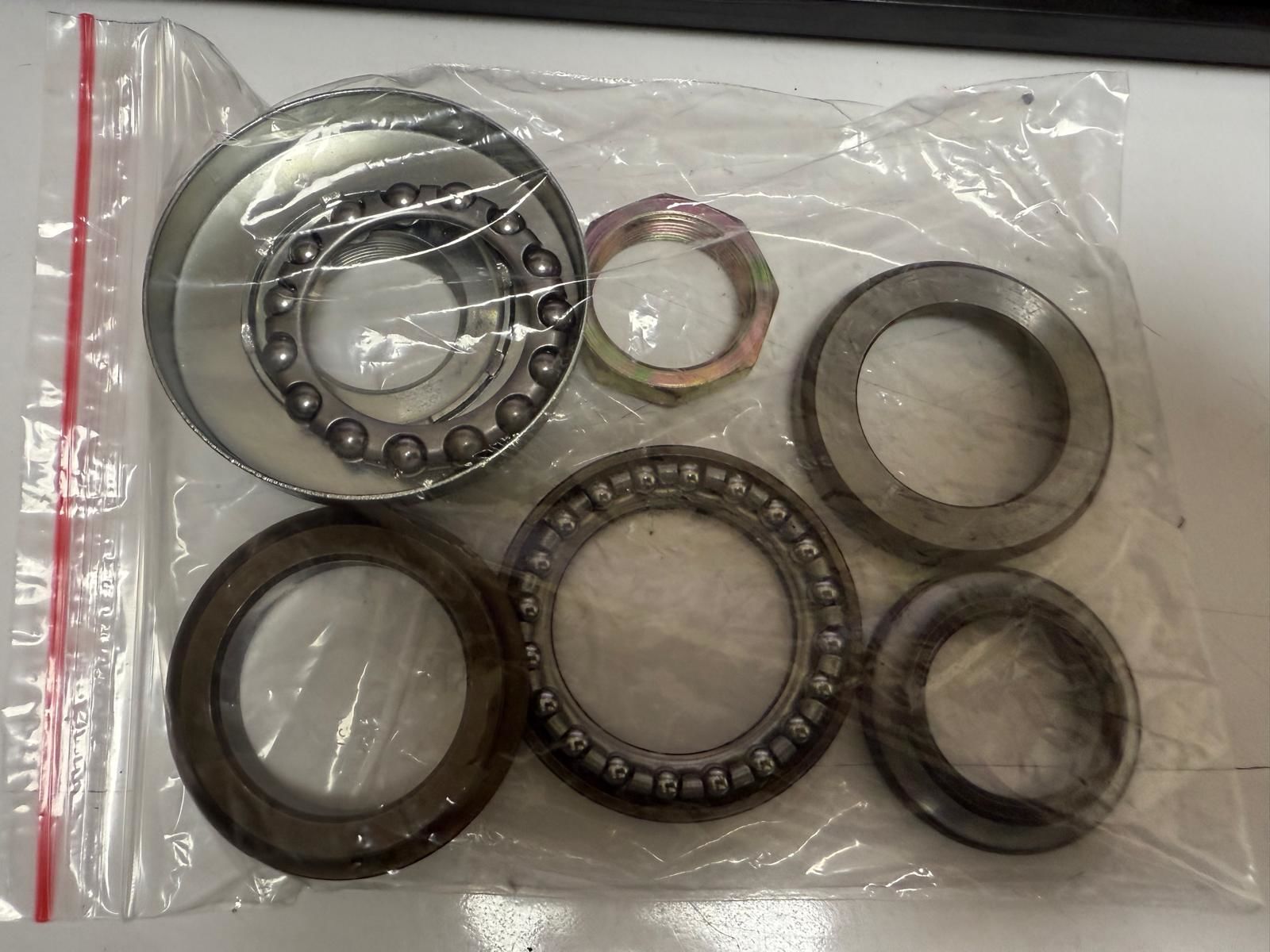 Yuki Storm Furş Takımı