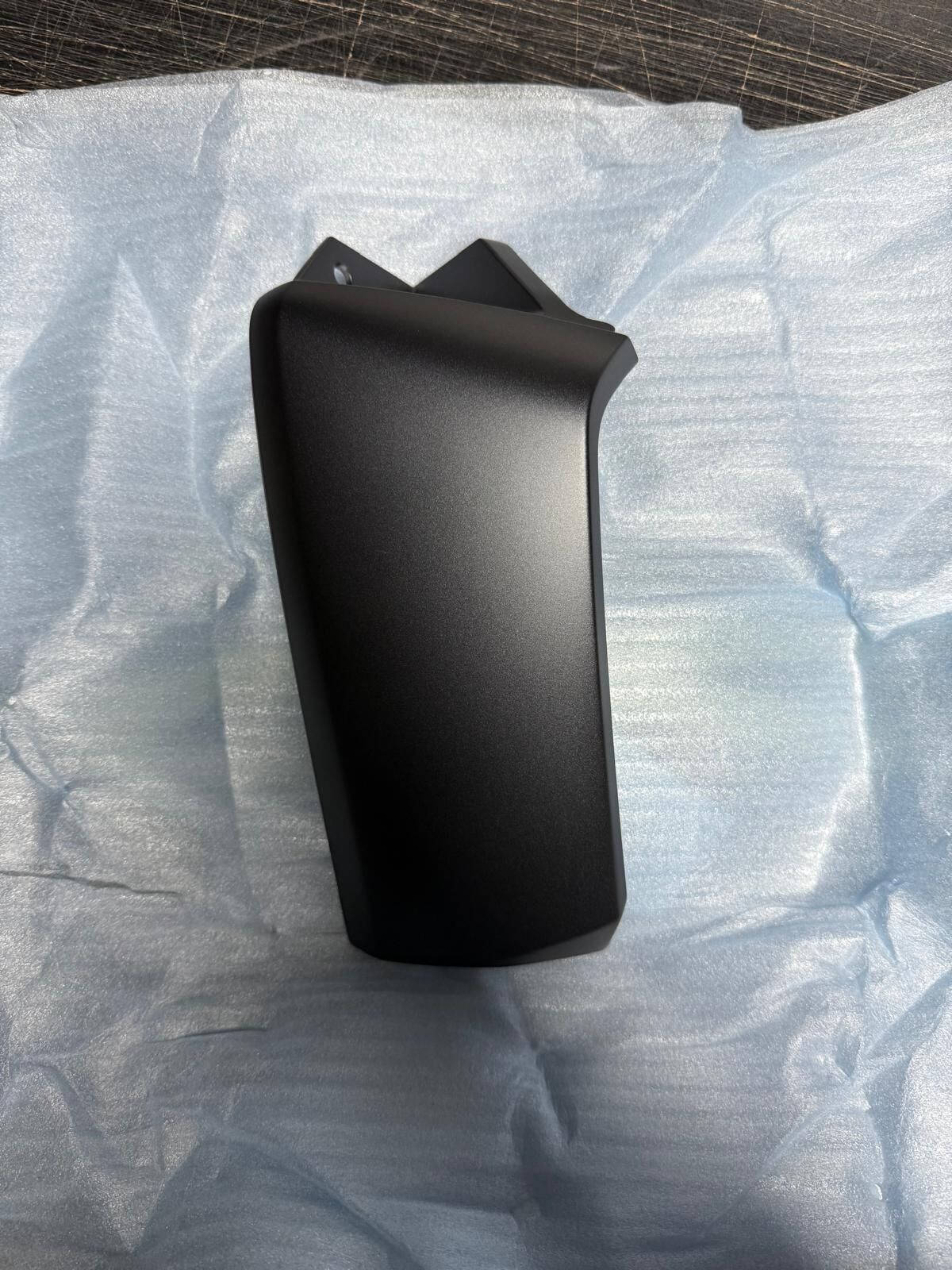 Voge Sr4 Dizlik Dekor Kapağı Sol