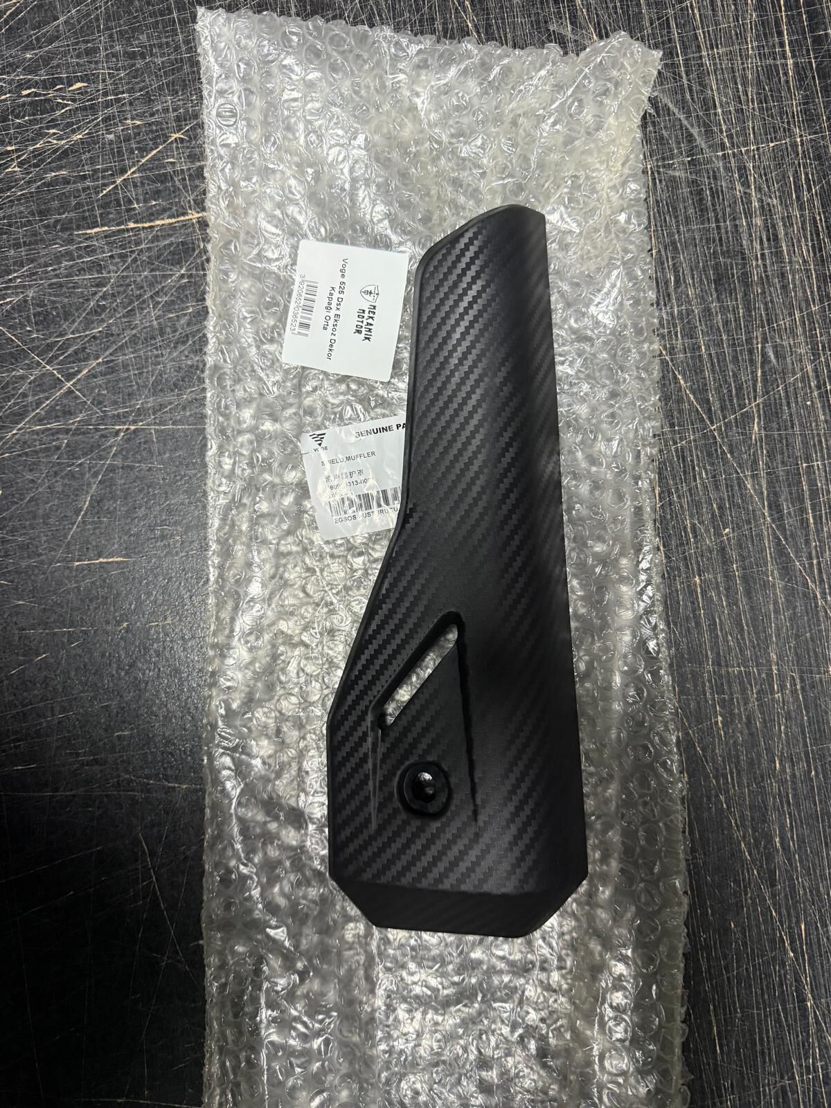 Voge 525 Dsx Eksoz Dekor Kapağı Orta