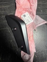 Voge SR1 Ön Çamurluk Siyah Sağ Kapak