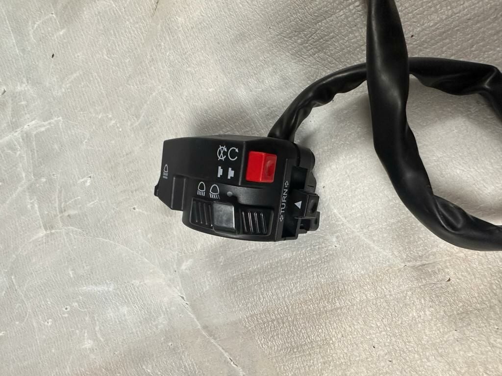 Dırtypaws 250 Sol Kumanda Düğmeleri