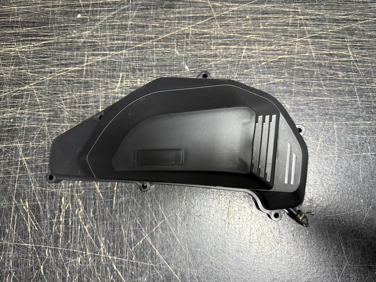 Yuki Hammer 125 Hava Filtresi Kapağı