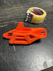 Yuki Dirtypaws 300 Zincir Koruma (slider)