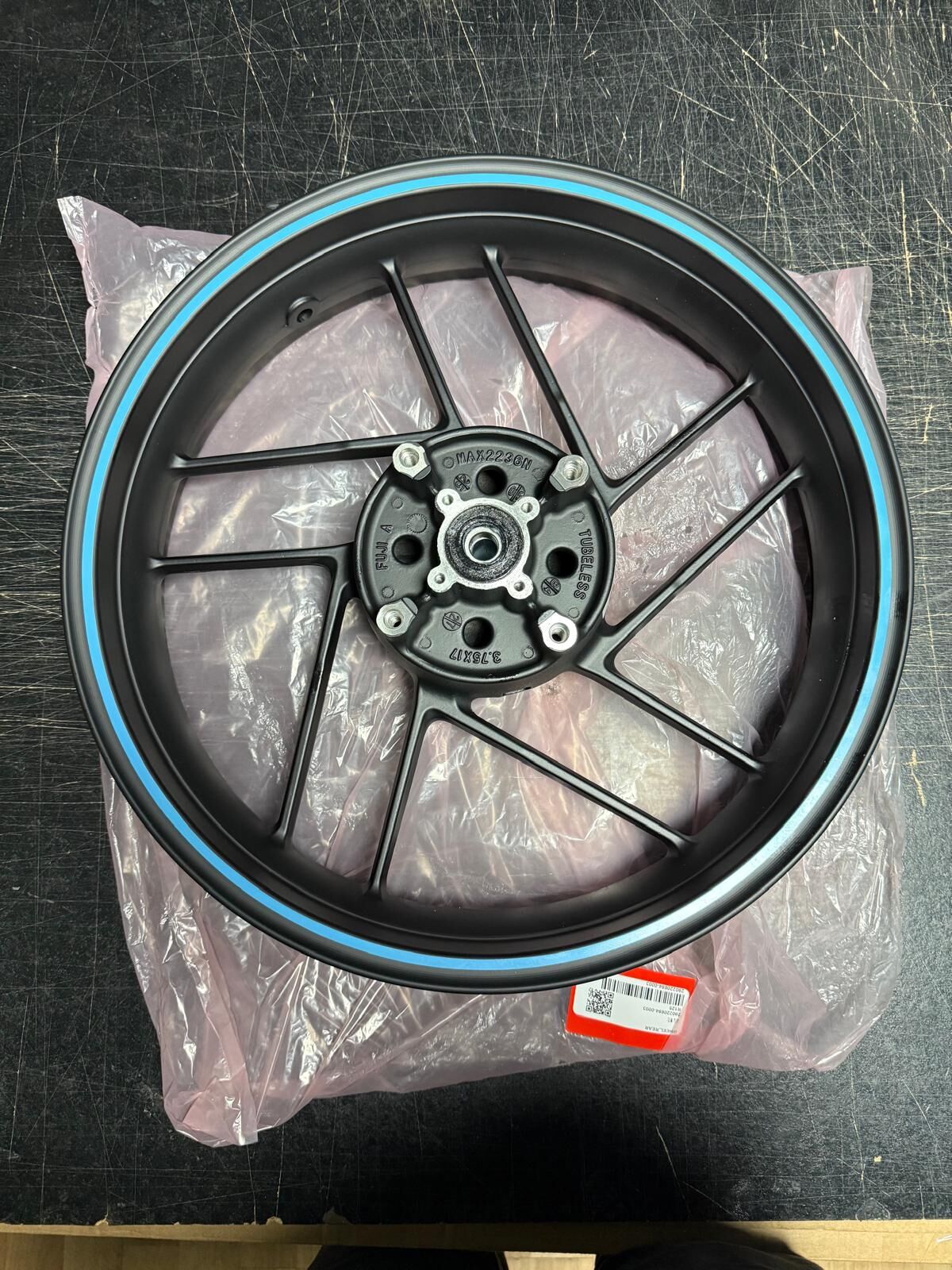 Voge R125 Arka Jant Mavi Şeritli