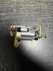 Yuki Tract 250 2016-2021 Arka Fren Alt Merkezi