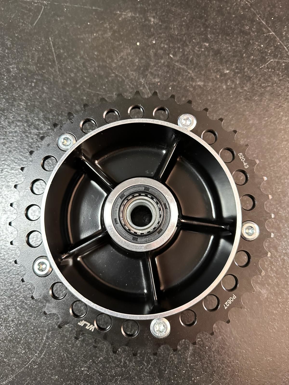 Voge 525 Dsx Arka Dişli Göbeği Set